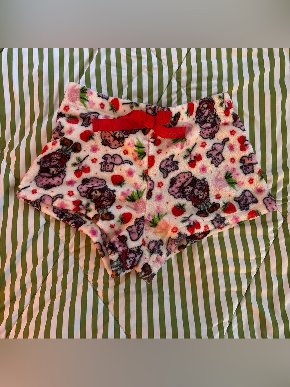 Girls' Pink Strawberry Print Plush Shorts with Red Bow